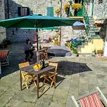 Corte Paganini * Riccò del Golfo di Spezia