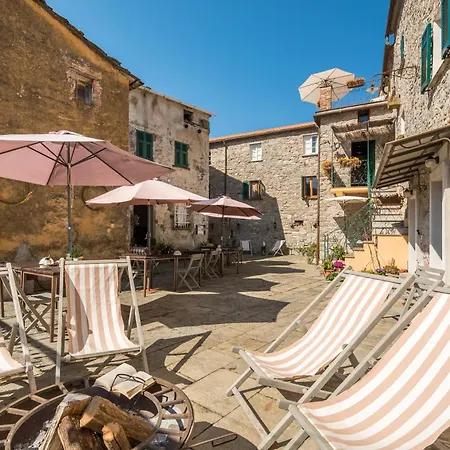 Casa di campagna Corte Paganini Riccò del Golfo di Spezia