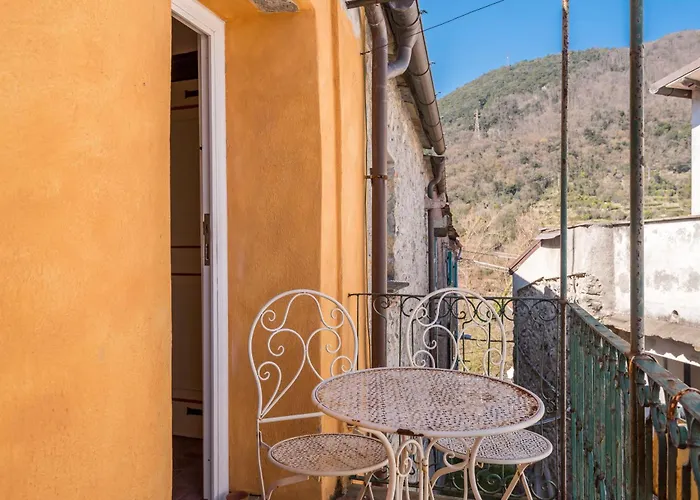 Corte Paganini Riccο del Golfo di Spezia