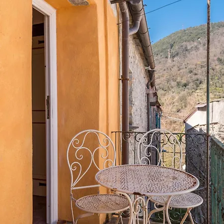 Corte Paganini Riccò del Golfo di Spezia