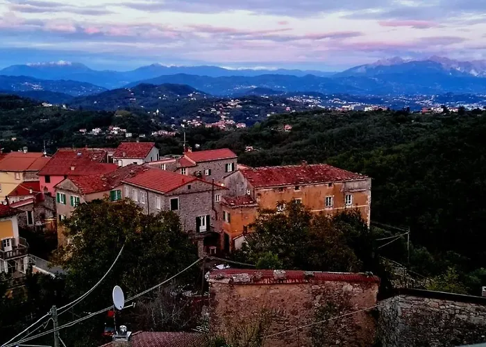Corte Paganini Ricco del Golfo di Spezia